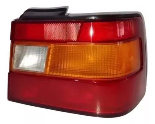 Hyundai Excel - Stop Lambası Sağ (Duylu) [92402-24320]
